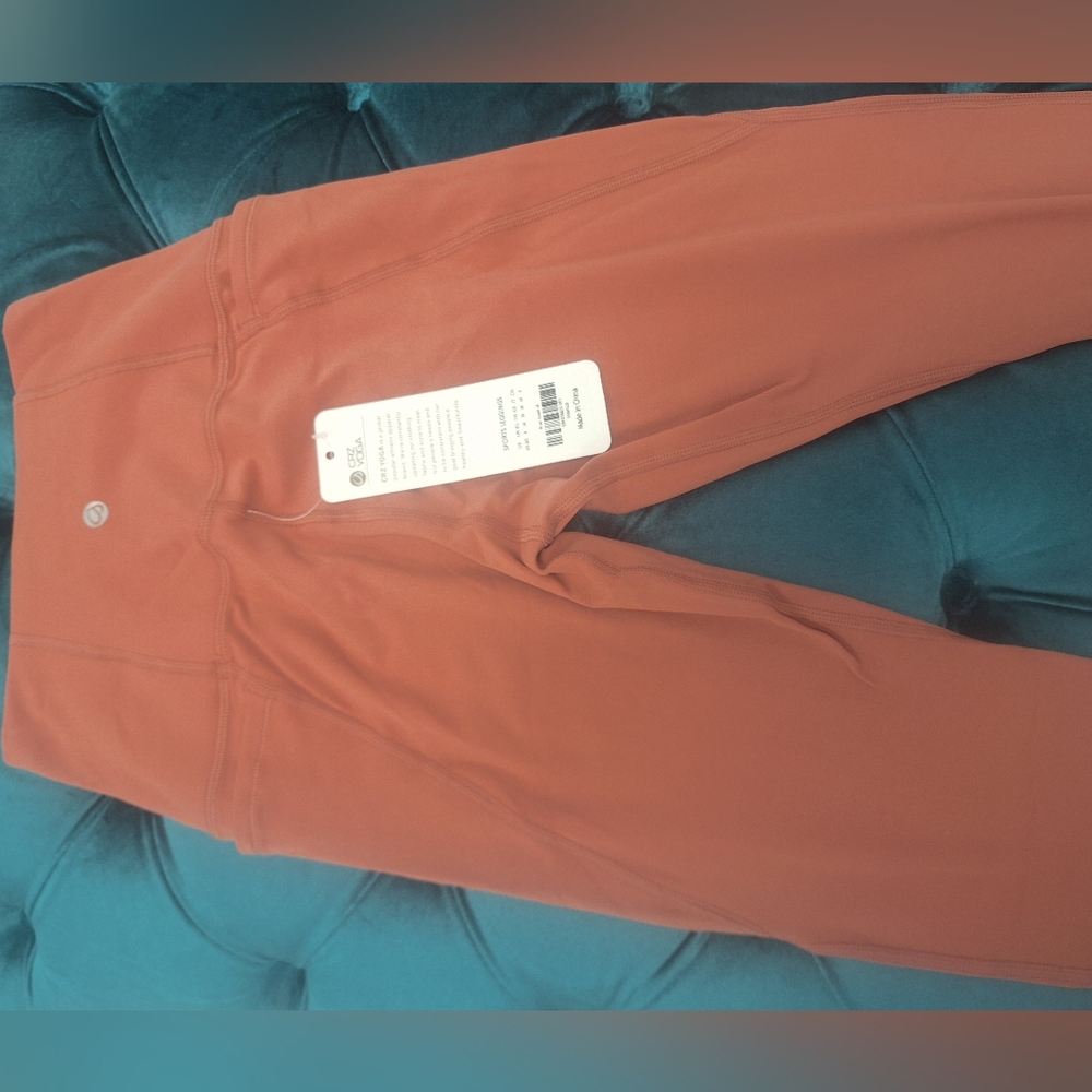 CRZ yoga leggings - New with tags - Briar Rose color - Sz XS
